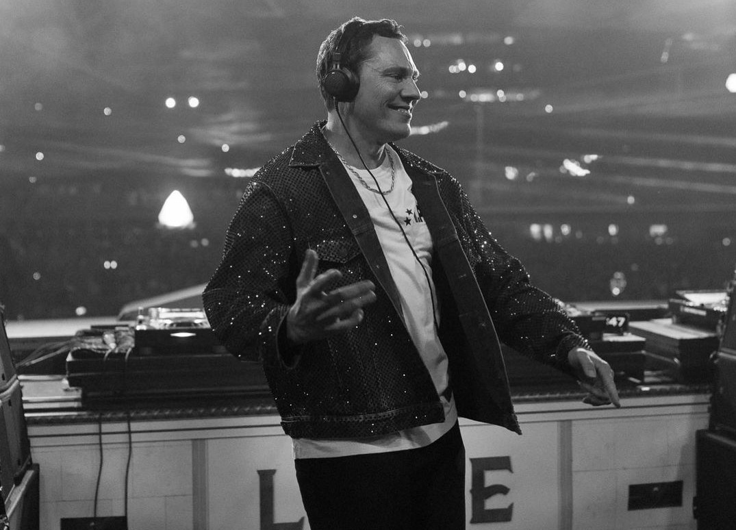 Tiësto starts the new year on a high with ‘Lay Low’297183262 123953517031389 5581352193613853894 N
