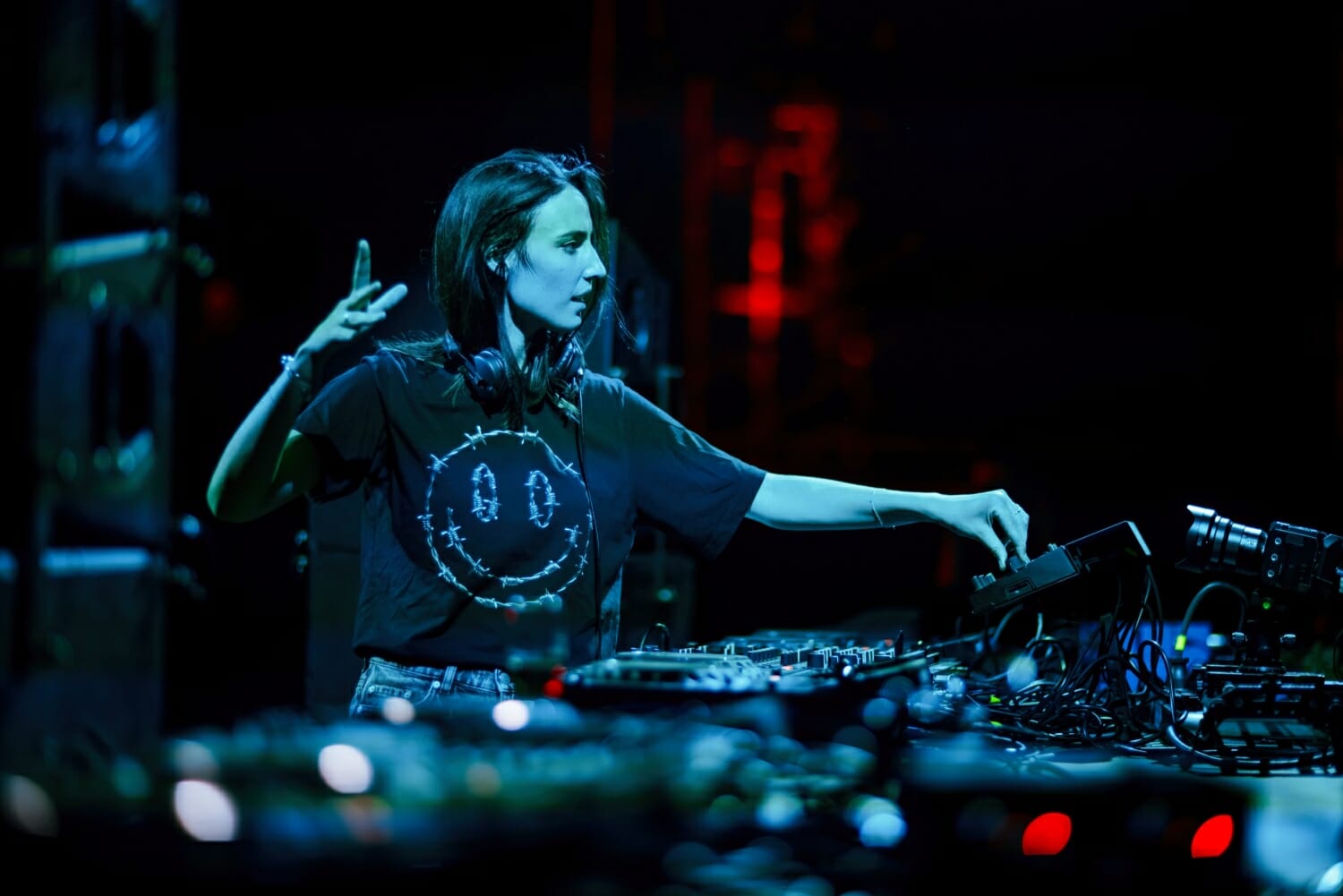 Amelie Lens raises funds for Ukraine with new label compilationAmelie Lens Dance Arena