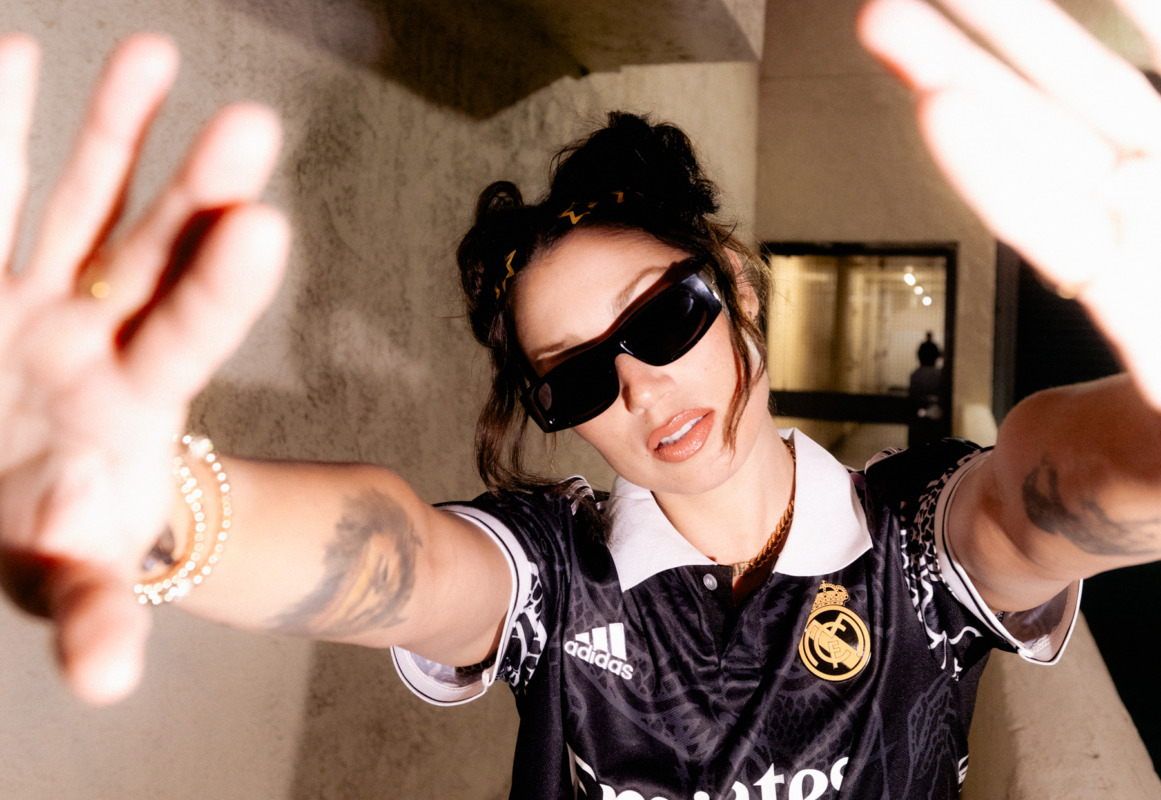 XIE debuts music video for new single, “LOVE LANGUAGE”IE Credit Anastasia Velicescu 1